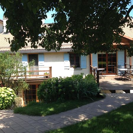Le Pre Bed and Breakfast Juriens Eksteriør billede